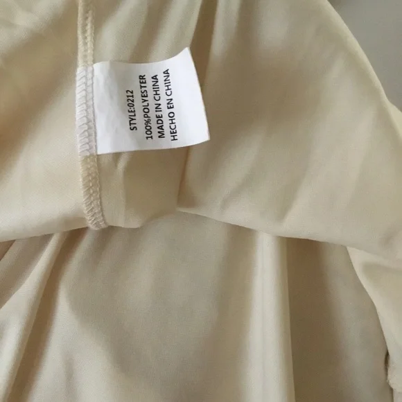 🌹2X HOST PICK🌹TICOSA BEIGE LACE DRESS WITH RUFFLE LAYERED LACE HEM/SZ L - Picture 13 of 14